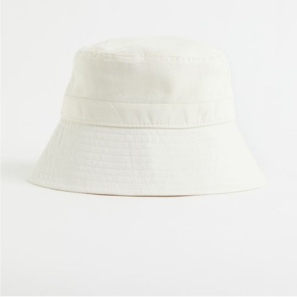 H&M Wide-brimmed Bucket Hat